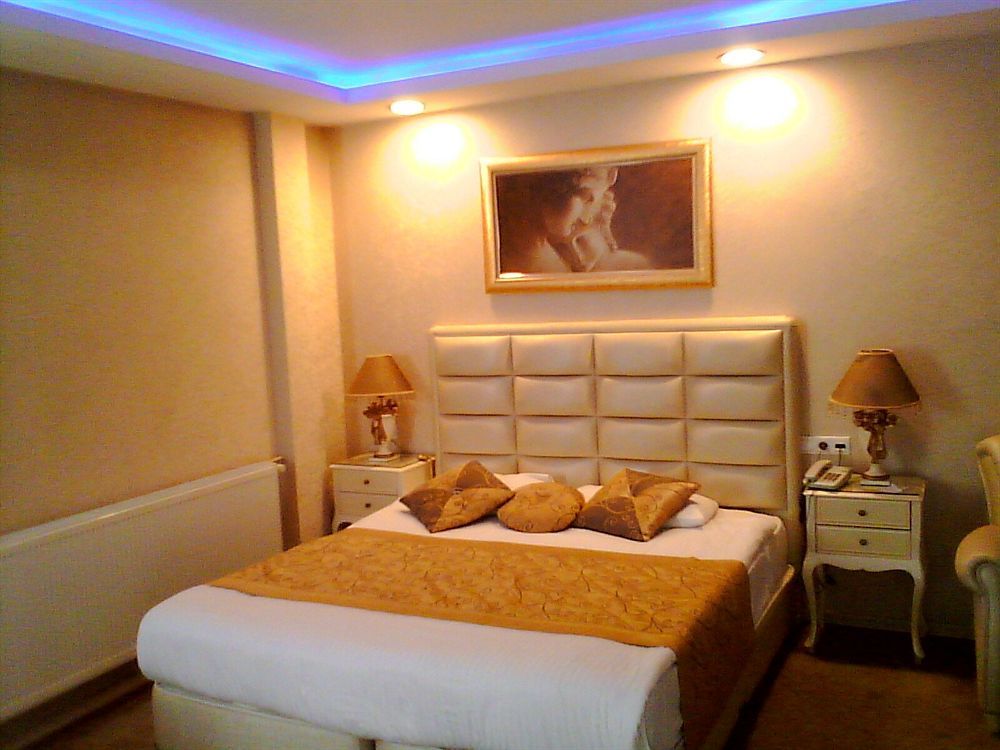 Golden Boutique Hotel 2*