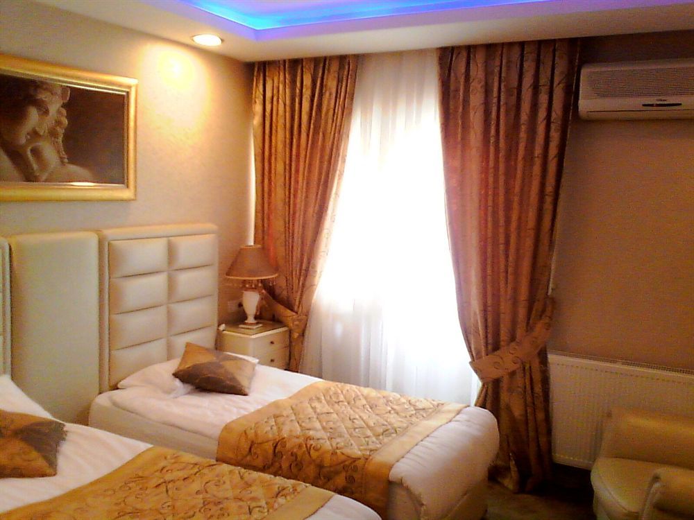 Golden Boutique 2*