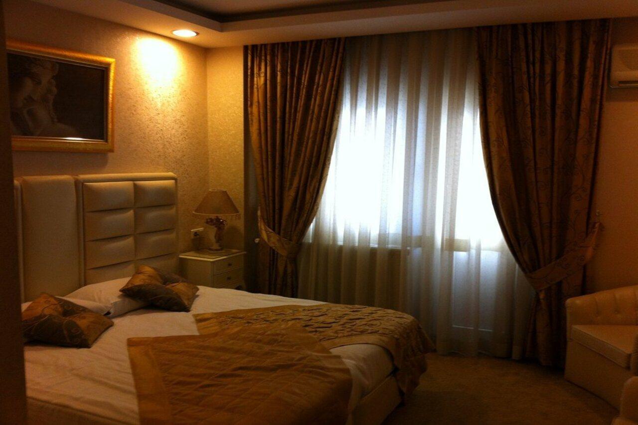 Golden Boutique 2*